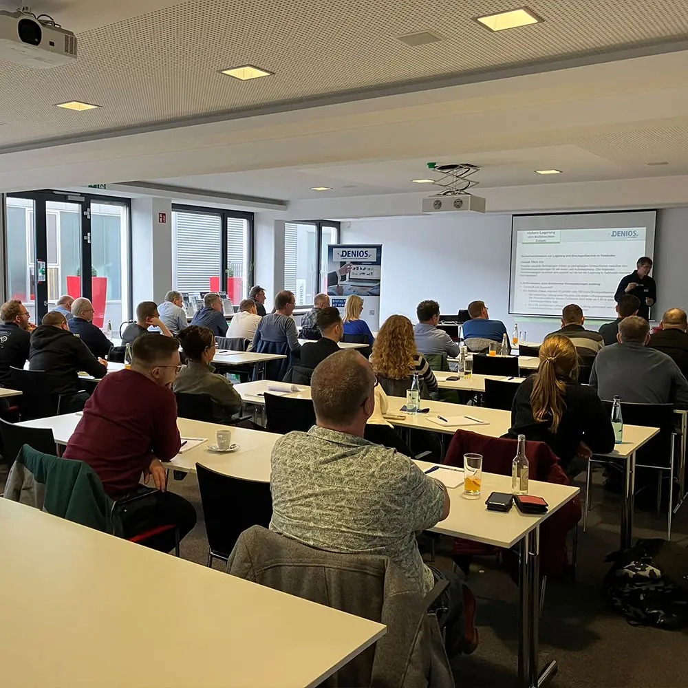 Gefahrstofftag: Messe Special - Arbeitsschutz Aktuell